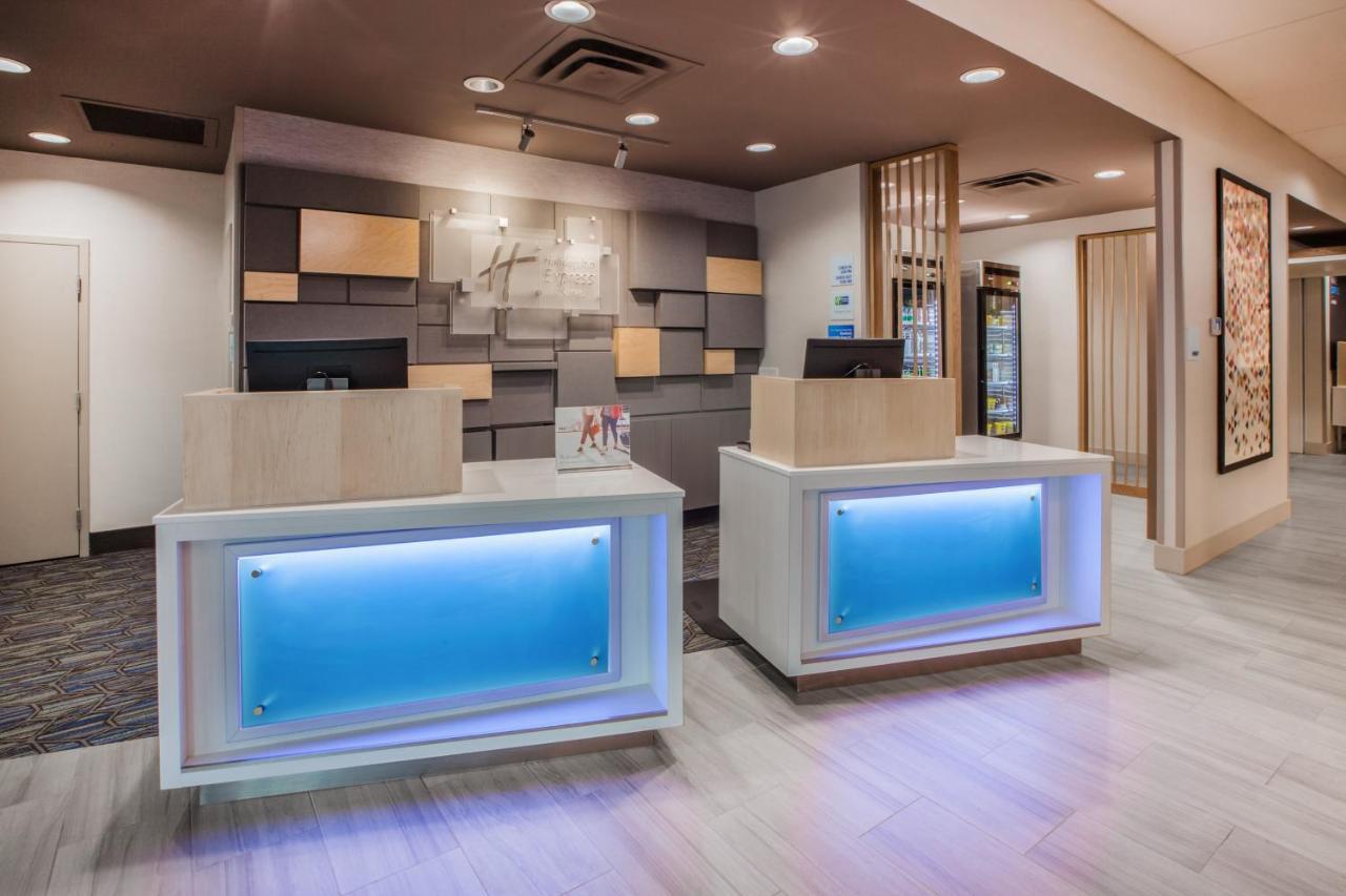 Holiday Inn Express & Suites - Bullhead City By Ihg Bagian luar foto